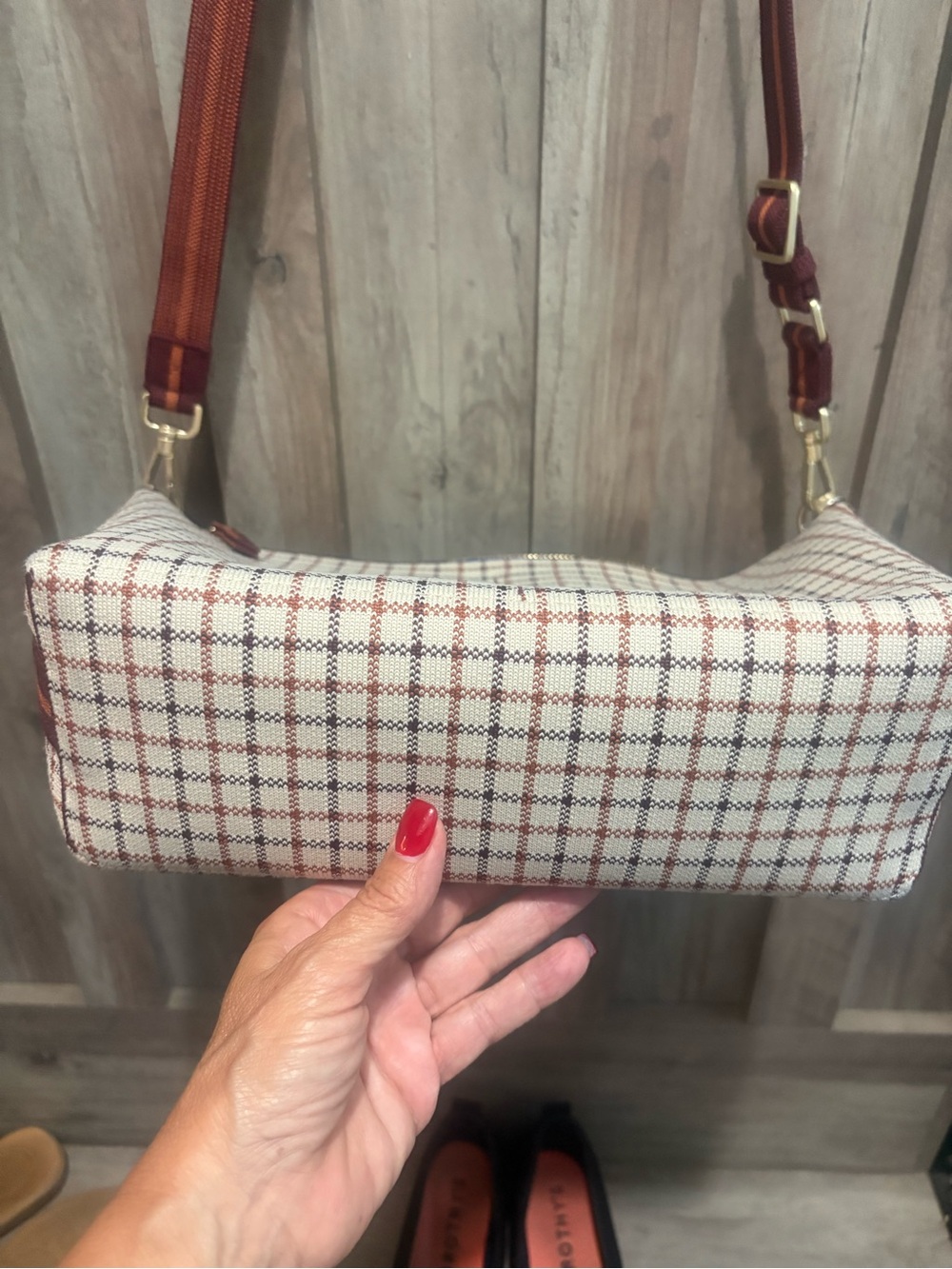 Rothy’s Malbec Grid Crossbody EUC!!! - Picture 3 of 7